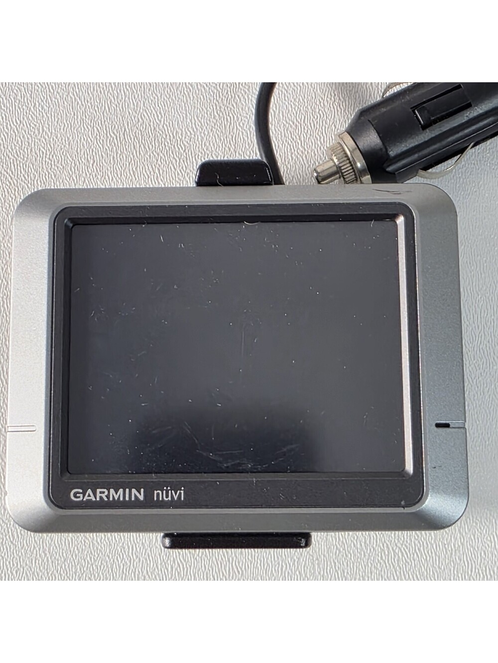 Garmin nuvi 200 3.5-Inch Portable GPS Navigator - Works!